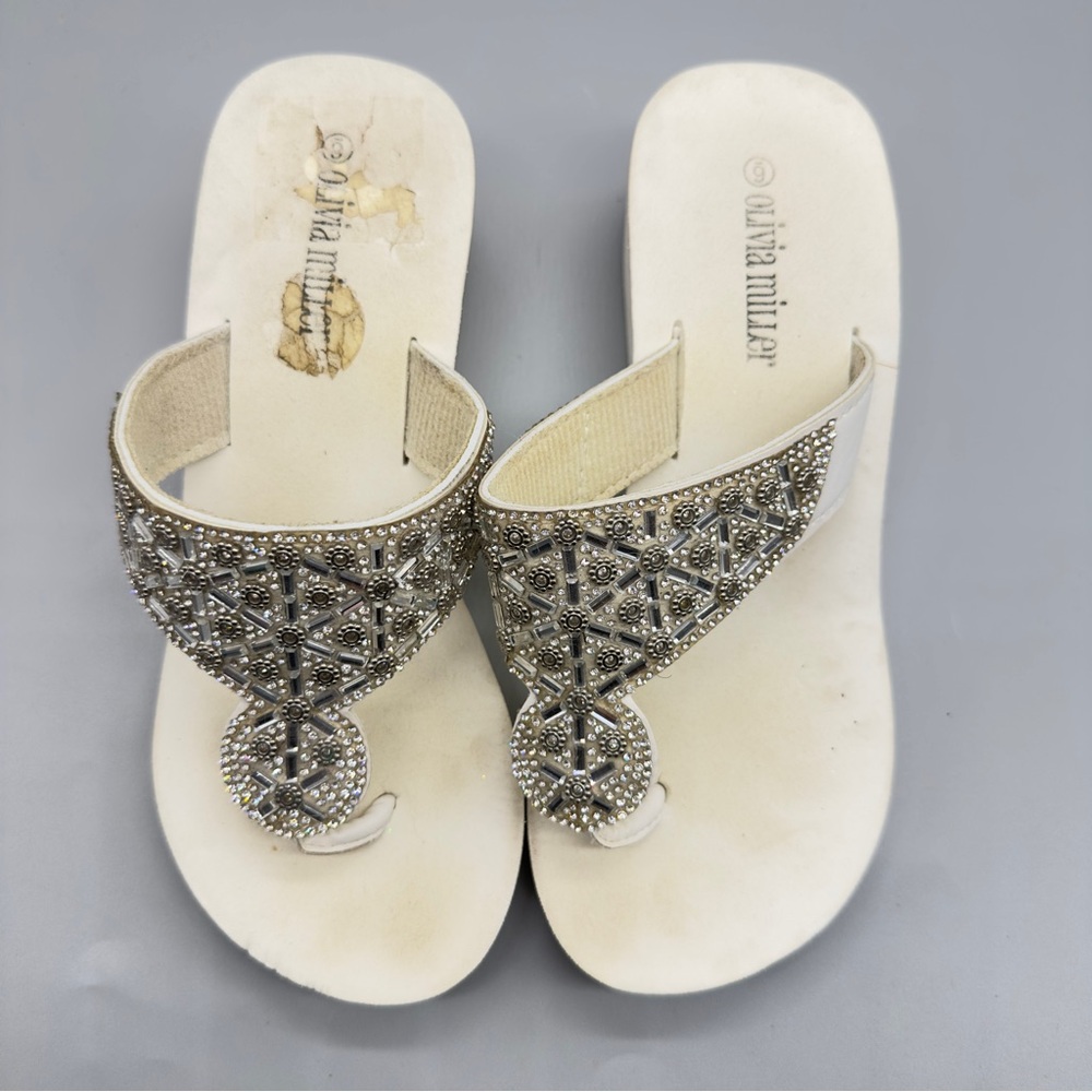Olivia Miller Girls White Rhinestone Sandals Slip On Dress Shoes Size 9